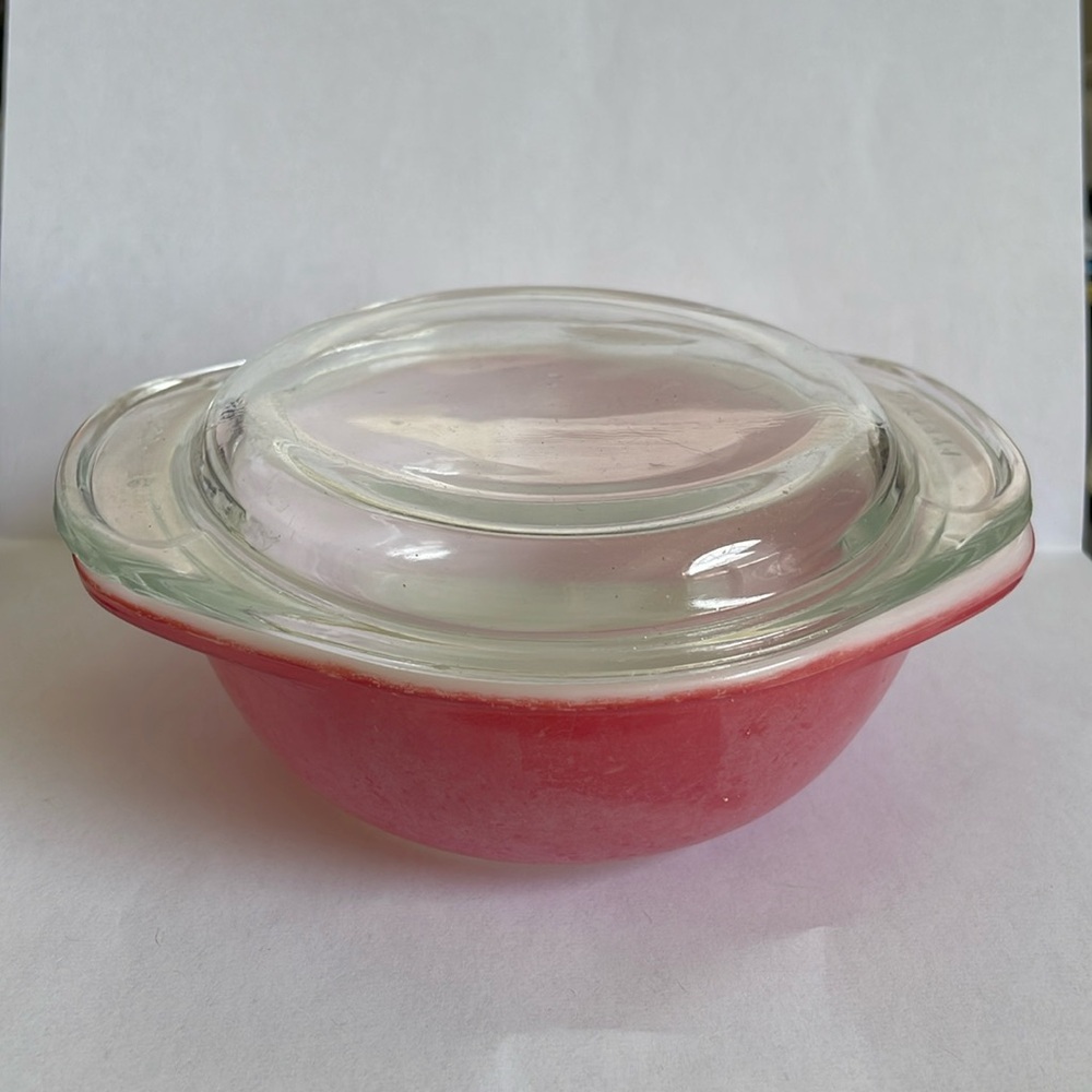 Pyrex Pink Mini Casserole 080 8oz with lid